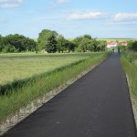 Radweg bei Grabe